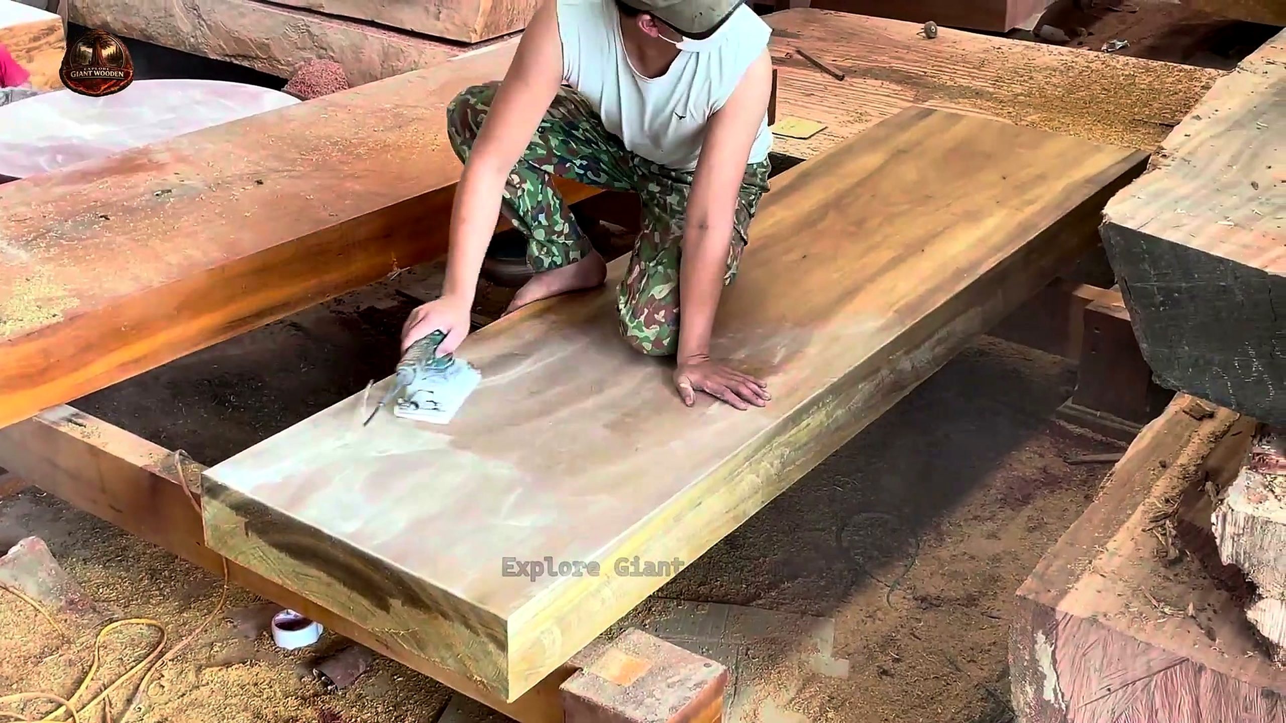 skill cutting giant 1000 year old - a detail-check moment that helps readers inspect the process