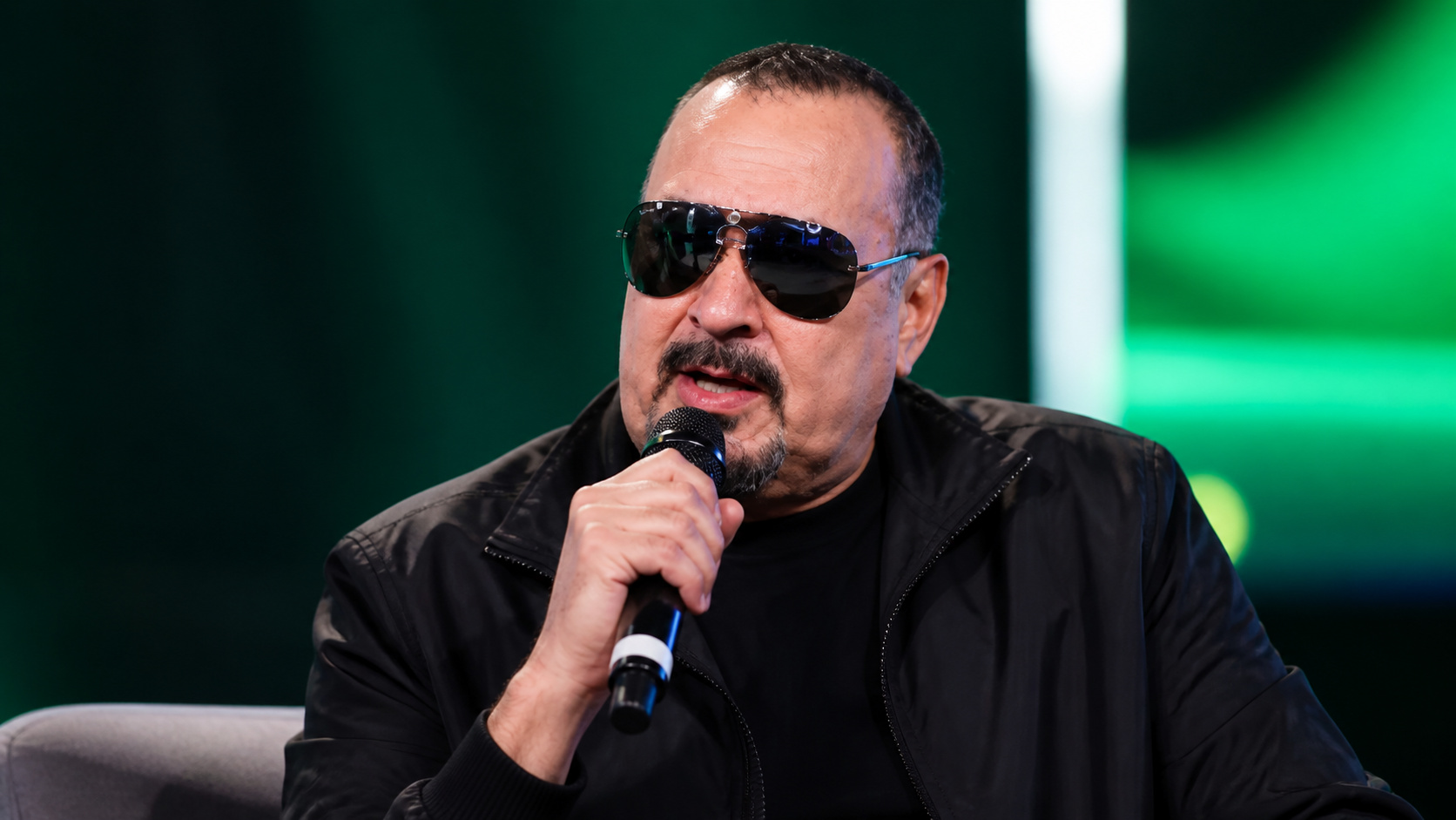 Claves de promesas de Pepe Aguilar