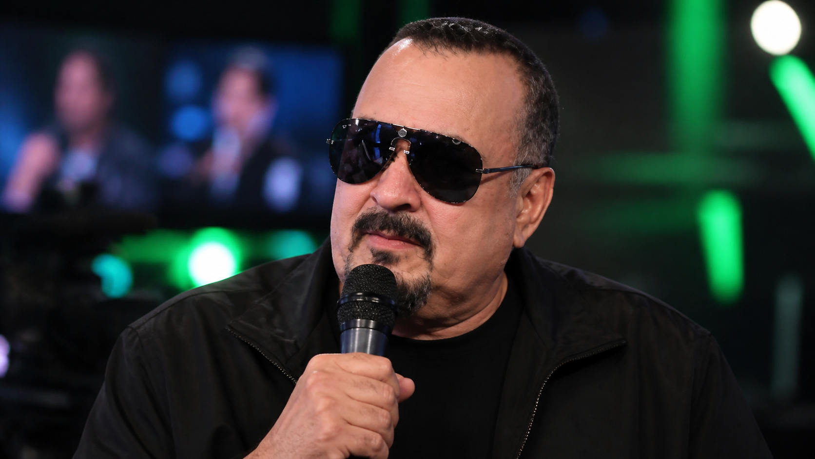 Debate sobre promesas de Pepe Aguilar