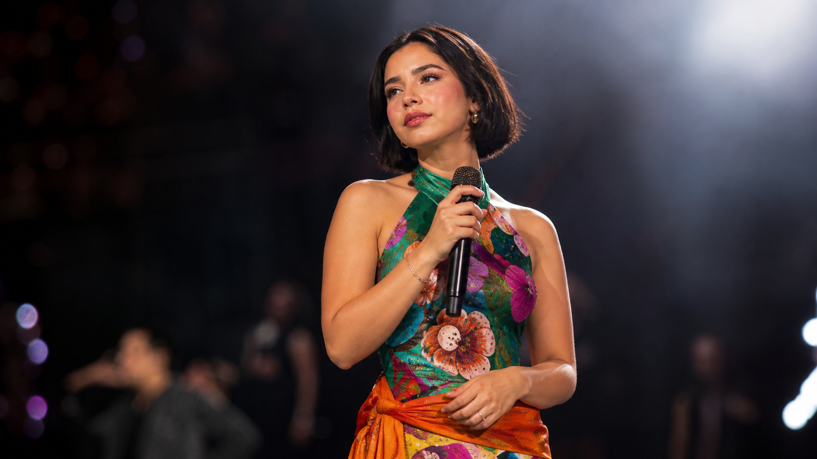 Debate sobre Ángela Aguilar grito viral y reacción en redes
