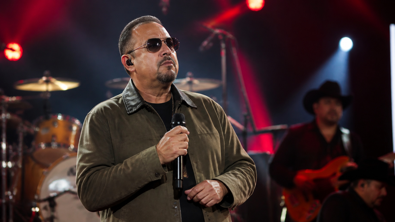 Claves de Pepe Aguilar Grupo Frontera según el video fuente